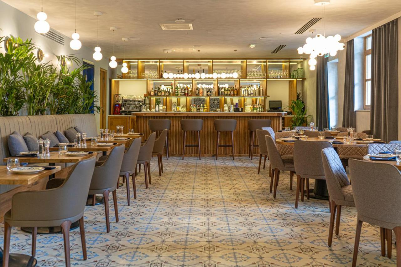 The Blue Fox Hotel Tbilisi Buitenkant foto