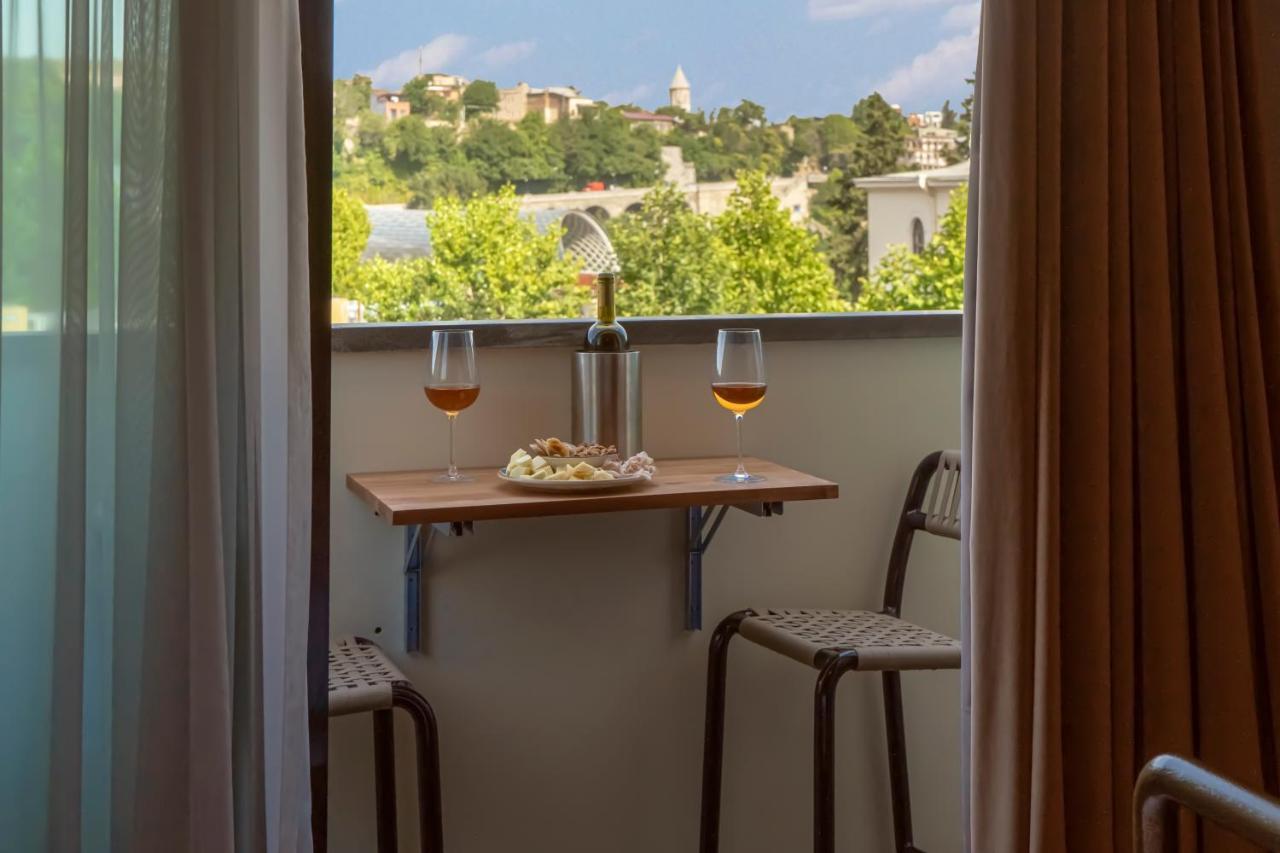 The Blue Fox Hotel Tbilisi Buitenkant foto