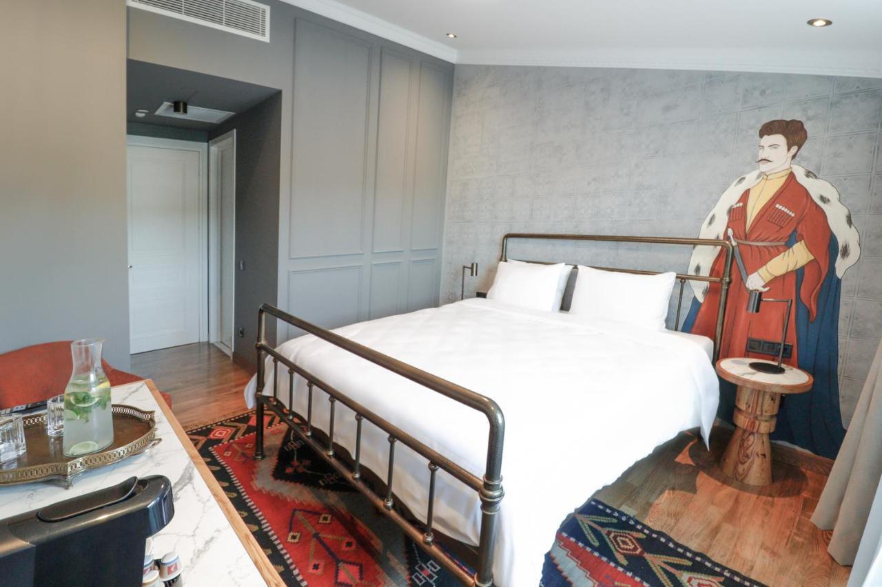The Blue Fox Hotel Tbilisi Buitenkant foto