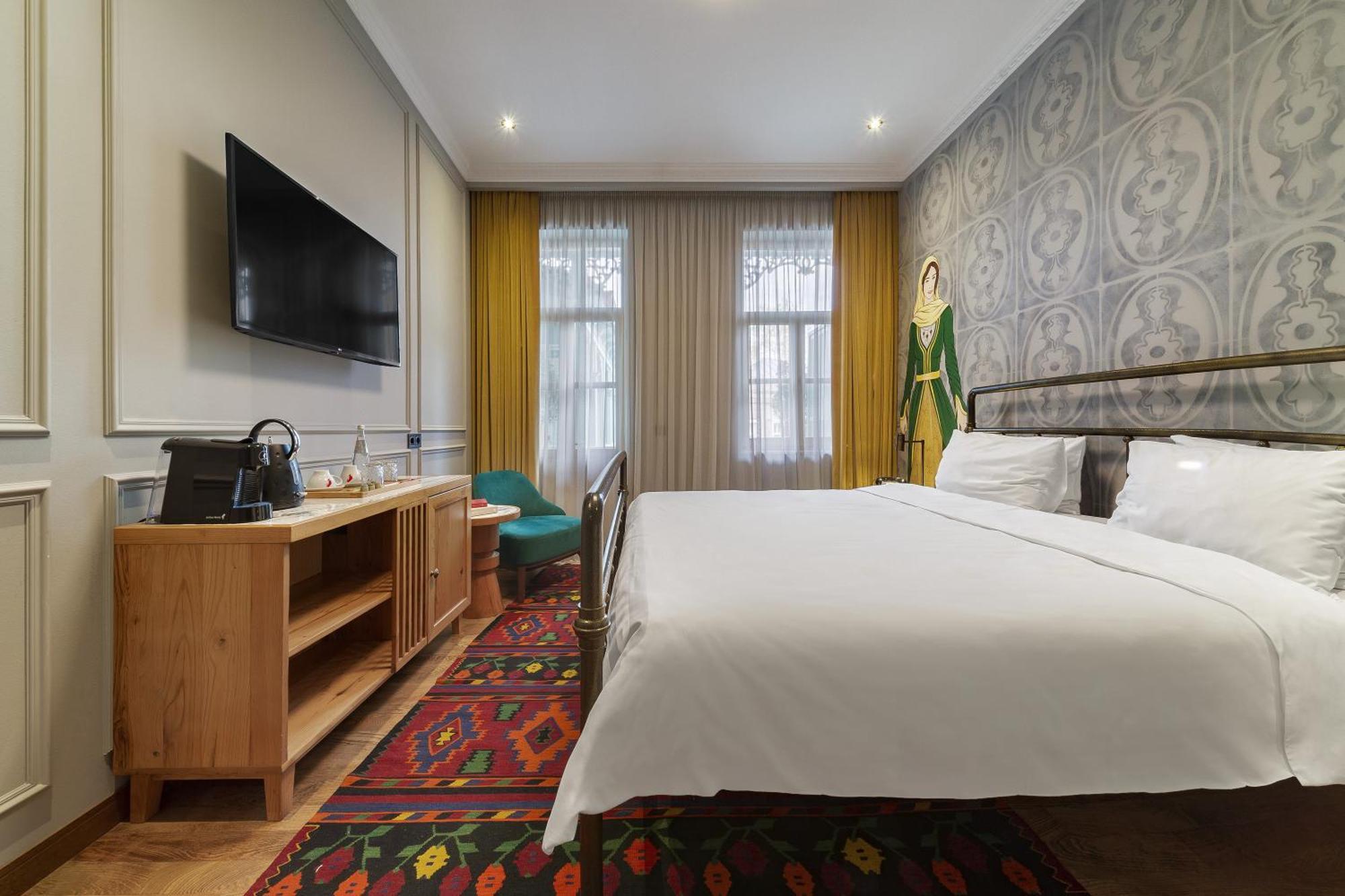 The Blue Fox Hotel Tbilisi Buitenkant foto